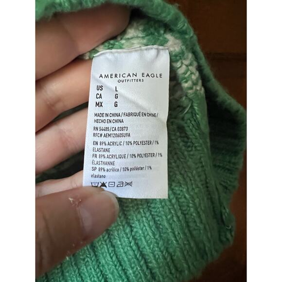 NWT American Eagle Women's Fair Isle Snowdrift Sweater Long Sleeve Green White L - Picture 6 of 12